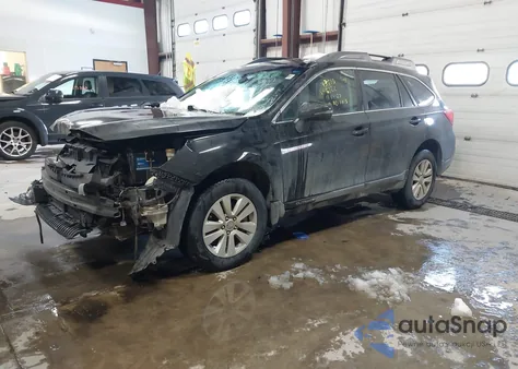 2018 Subaru Outback 2.5I Premium z USA, uszkodzony, nr VIN 4S4BSAFC7J3226722
